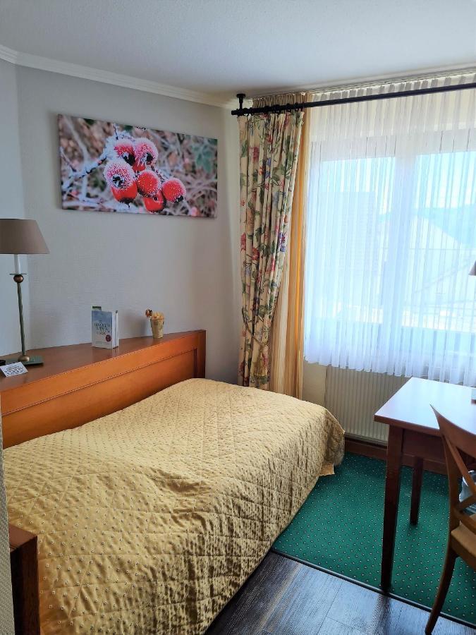 Hotel Zur Post Waldbreitbach Luaran gambar