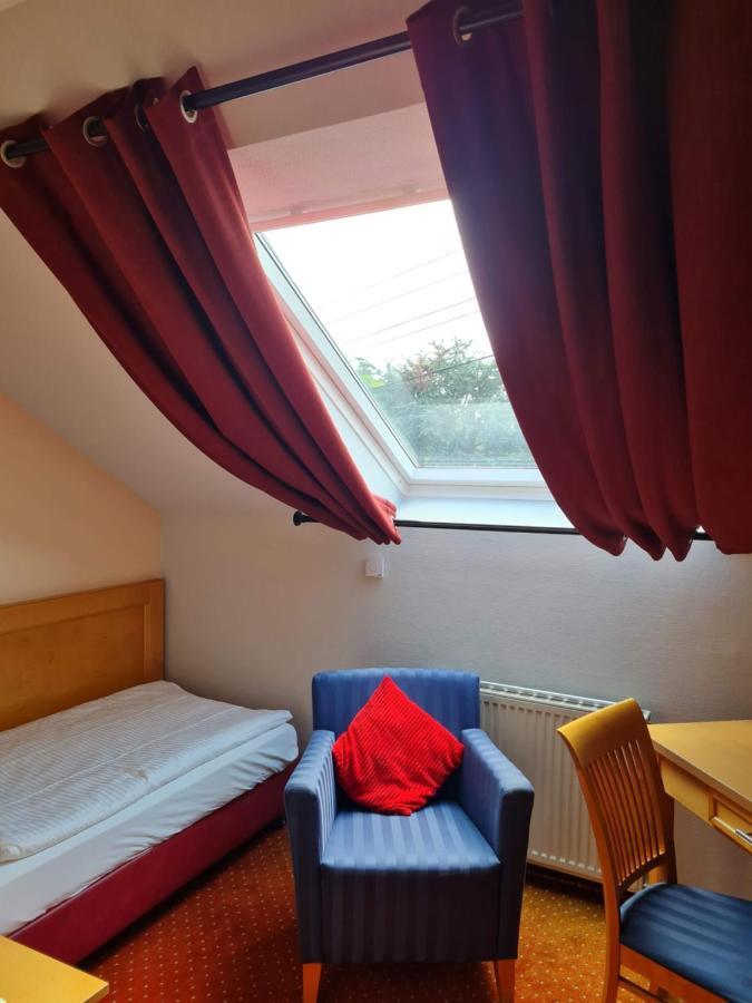 Hotel Zur Post Waldbreitbach Luaran gambar