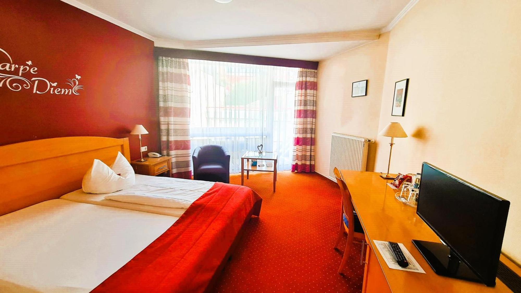 Hotel Zur Post Waldbreitbach Luaran gambar